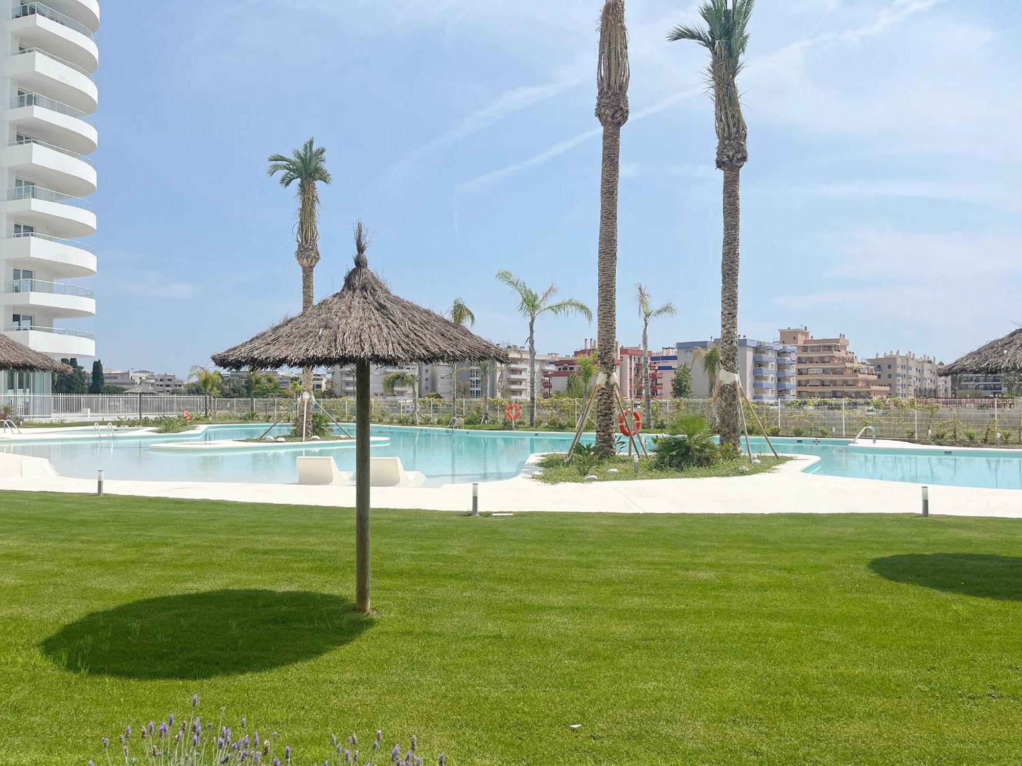 Global Properties, Apartamento De 2 Habitaciones Con Gran Terraza En Gran Canet Canet d'En Berenguer Exterior foto